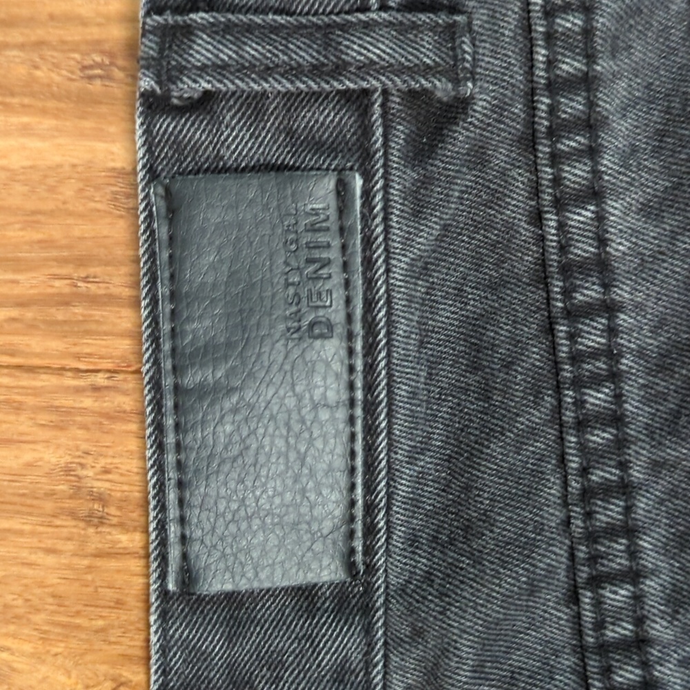 Nasty Gal Black (Faded) Distressed Jeans - Picture 7 of 9